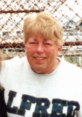 Maureen Schomp